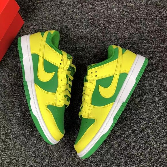 New Nike Dunk Brazilian Women's Sports Shoes - Picture 3 of 6